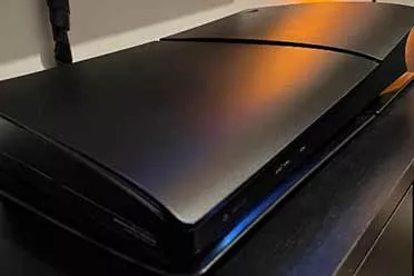 网友自制「哑光黑」PS5：低调沉稳风格 效果拔群！