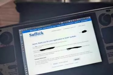 4380小时通关时间!海外玩家用SteamDeck取得高中文凭