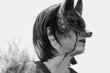 《寂静岭f》摄影截图分享：浓雾笼罩下阴森而压抑！