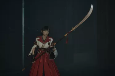 《寂静岭f》怪猎联动MOD！爱丽丝身着炎火村礼服，在迷雾中挥动太刀