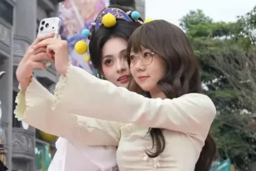 广州地标变身《剑网3》痛坊  无料文化展现社群凝聚力