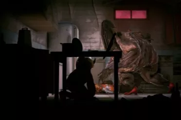 好评恐怖游戏《孤女困魇》新预告公开！首发仅售49元