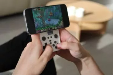 磁吸手柄abxylute M4登场 手机秒变掌机还原实机手感