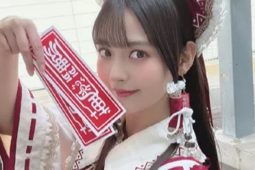 声优"上坂堇"Cos《东方Projec》博丽灵梦：甜美可爱！