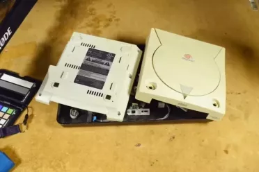 给收藏者的提示：&ldquo;复古漂白&rdquo;游戏机塑料件弊大于利