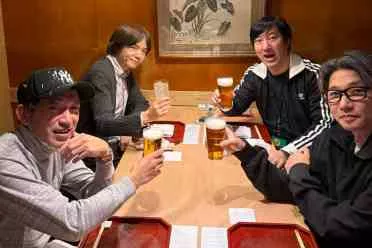 四大传说制作人聚首 樱井政博三上真司世纪同框聚饮