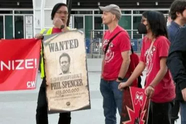 TGA会场外出现两位游戏CEO"通缉令"! 巨额引玩家猜测