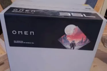 爱玩黄油好处多多！老外买黄油捡漏RTX 5070游戏电脑