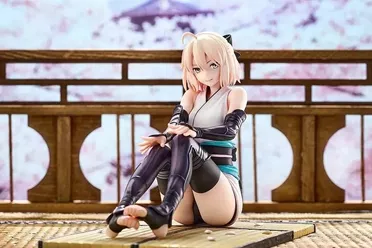 《Fate》冲田总司1/7手办开订：皮裤美腿让人直流口水!