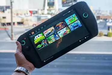 宏碁11英寸巨屏掌机Nitro Blaze 11疑似&ldquo;夭折&rdquo;？