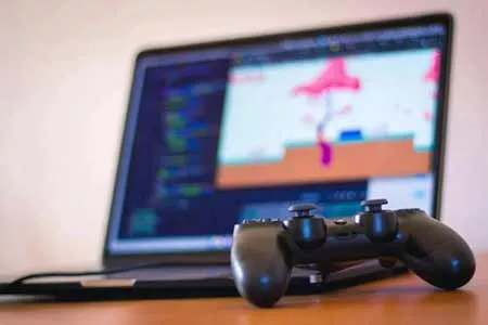 日本游戏大厂残酷现状:公司百名插画师中仅2人为主美!