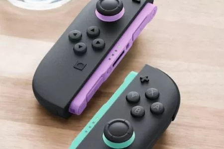 颜值升级！新配色Joy-Con 2今日发售：附赠同色腕带