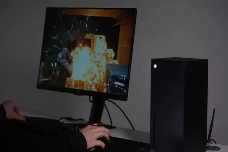硬核玩家再度出手 Xbox Series X 成功魔改成PC