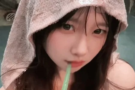 《黑神话：悟空》萍萍演员新美图：美人沐浴 纯欲满满