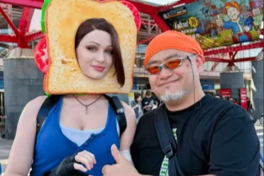 国外小姐姐COS《生化危机》吉尔 神谷英树：嫁给我吧！