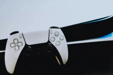 PS5日本销量正式突破700万台！PS5 Pro销量近25万台